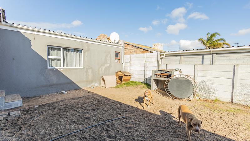 4 Bedroom Property for Sale in Richwood Western Cape